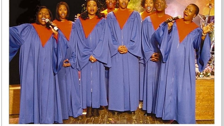 Die USA Gospel Singers gelten als eine der besten Gospelchöre der Welt. Mit Live- Band und großer Licht- und Bühnenshow bringen sie am 10. Dezember in der Landskronbrauerei das ursprüngliche Gefühl der schwarzen Gospelkultur authentisch nahe und erzählen deren Geschichte.
