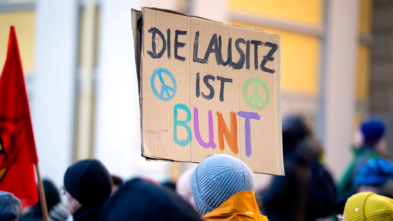 Am 25. Februar findet in Bautzen eine weitere Demonstration  für Demokratie und Toleranz sowie gegen Rechtsextremismus statt. An der ersten derartigen Veranstaltung (Foto) hatten rund 1.500 Menschen teilgenommen.