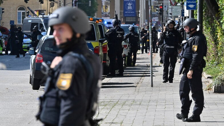 Nach den Schüssen in München waren 500 Polizisten vor Ort im Einsatz, darunter viele Spezialkräfte.