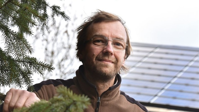 Jens Weber ist studierter Forstwirt und engagiert sich in der Grünen Liga Osterzgebirge.