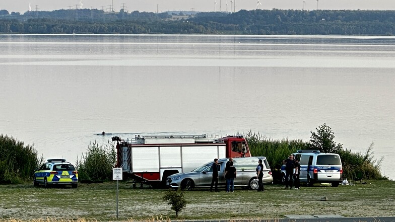 Bei einem Badeunfall im Berzdorfer See in Görlitz ist am Donnerstagabend ein Mann ums Leben gekommen.