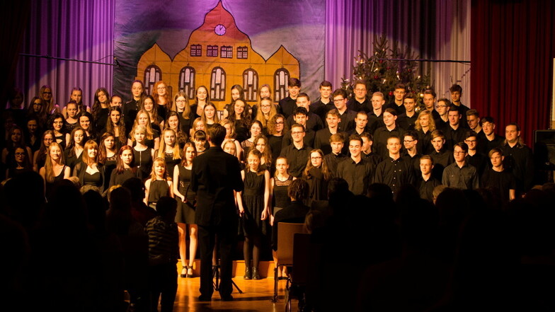 Heidenaus Gymnasiums-Chor singt sich für Weihnachten ein