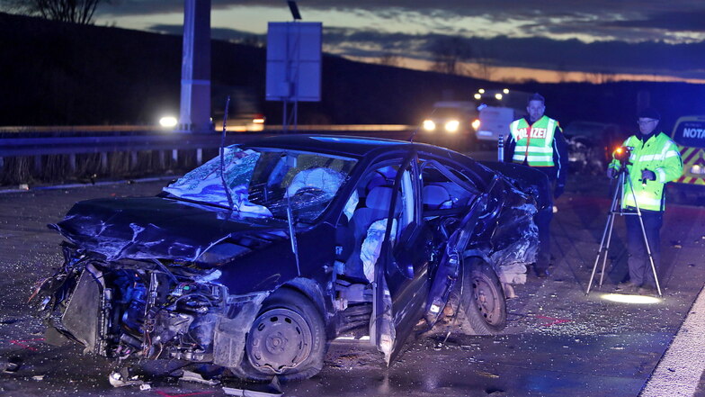Tödlicher Unfall auf der A4 bei Glauchau