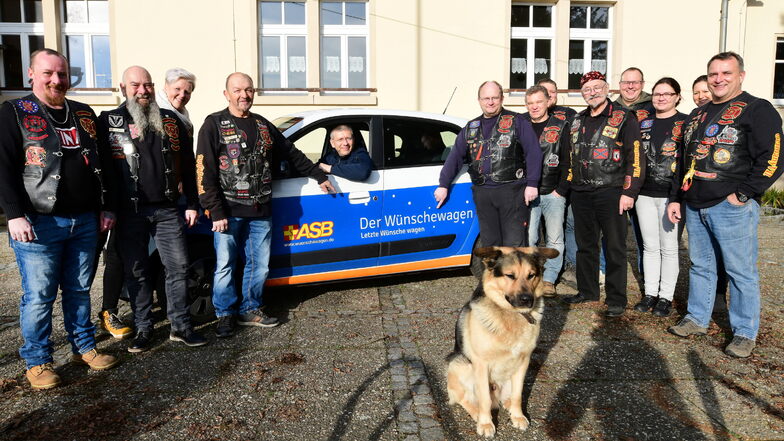 Der Beiersdorfer Motorradclub "RKMC Germany Chapter 7" spendete 1.000 Euro für das ASB-Projekt "Wünschewagen".