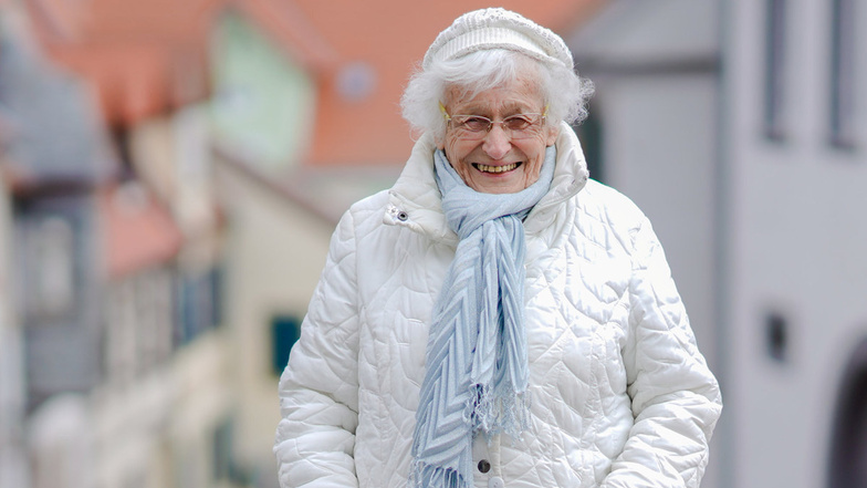 Lisel Heise (100) ist im Mai in den Stadtrat von Kirchheimbolanden gewählt worden. Für die ehemalige Lehrerin war es ein unglaubliches 101. Lebensjahr.