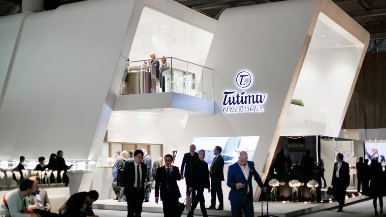 Die Tutima Uhrenfabrik versuchte in diesem Jahr mit diesem Messeauftritt, Interessenten für die neuen Uhren zu gewinnen.