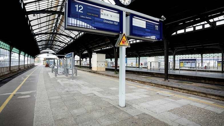 Die Tasche sorgte kurz für Aufruhr am Görlitzer Bahnhof.