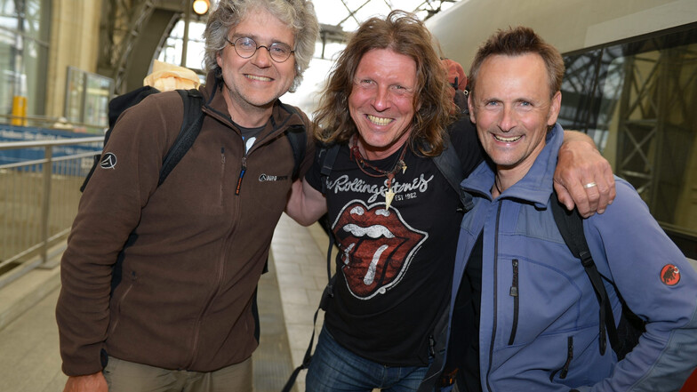 Frank Meutzner (links) im Mai 2012 mit Götz Wiegand (Mitte) und Holger Lieberenz nach der Rückkehr von einer HimalayaExpedition.