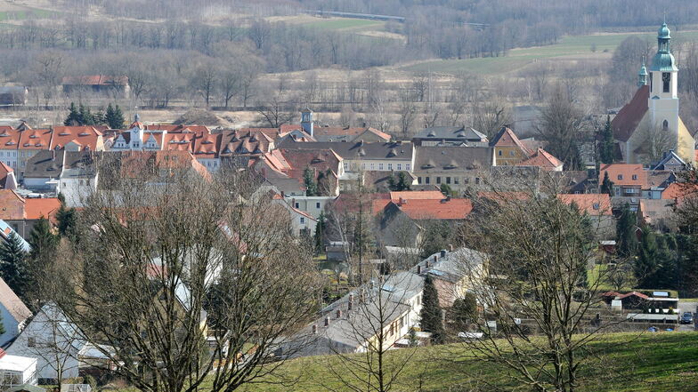 Blick auf das kleine Städtchen Ostritz, wo es nach dem 12. Juni einen neuen Bürgermeister oder eine Bürgermeisterin geben wird.