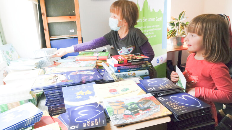 Die Dresdner Kulturloge vermittelt Bücher an Hunderte Kinder aus einkommensschwachen Familien.