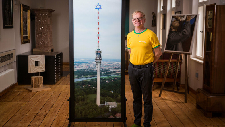 Uwe Steimle mit seinem Fernsehturm als "Friedensturm".