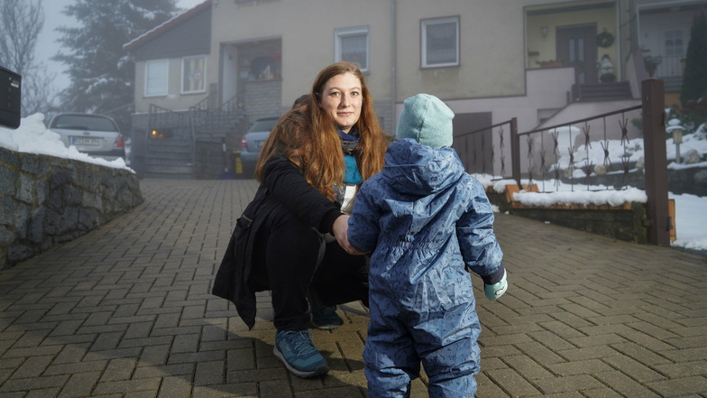 Annekatrin Düring aus der Nähe von Bischofswerda musste jetzt für ihren Sohn einen neuen Kinderarzt suchen. Den hat sie auch gefunden, allerdings in 25 und nicht mehr in vier Kilometern Entfernung.