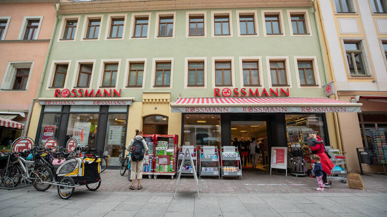 Im September zieht der Rossmann Drogeriehandel von der Dohnaischen Straße in das neue Scheunenhofcenter um.