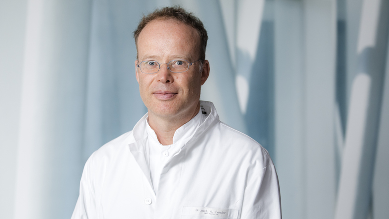 Dr. Andreas Fender ist Leitender Oberarzt der Klinik für HNO-Heilkunde, Kopf- und Halschirurgie am Elblandklinikum Radebeul.