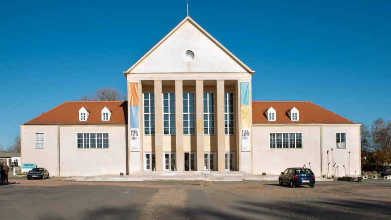 Das Festspielhaus Hellerau ist ein Podium für kommerzielle Ensembles und freie Künstler.