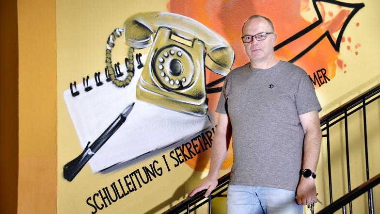 Karsten Reisinger leitet seit 2005 die 122. Grundschule im Brennpunktviertel Prohlis. "Das System Schule droht zu kippen", warnt er.