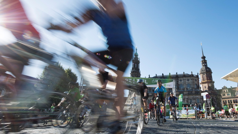 64 Prozent der Dresdner sind im Alltag inzwischen mit dem Rad unterwegs. Für sie soll die Straßen sicherer gemacht werden.
