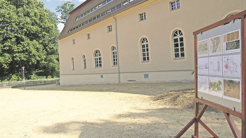 Das Kavaliershaus im Pückler-Park wird weiter saniert und erhält einen Anbau im Hof: Für ein Info-und Bildungszentrum Geopark Muskauer Faltenbogen.
