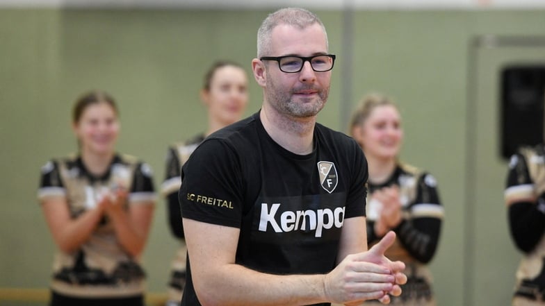 Trainer Christian Straube zählt sein Damen-Team mit zum Favoritenkreis in der Regionalliga.