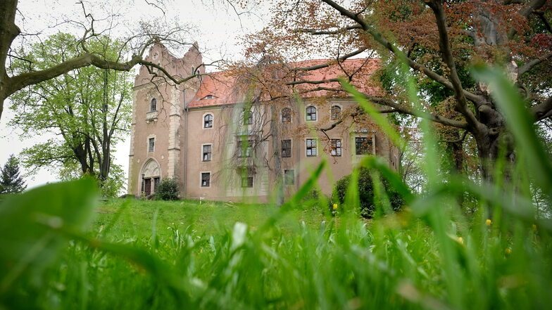 Der neue Eigentümer von Schloss Taubenheim möchte Wohnungen in dem historischen Gebäude bauen.