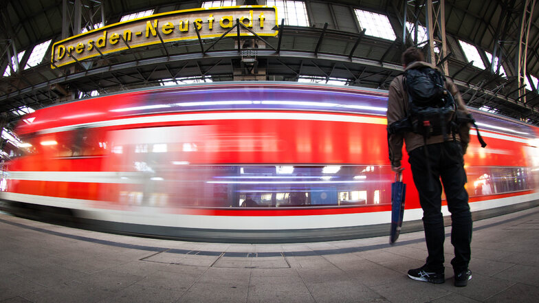 Die Dresdner S-Bahnen fahren auch künftig noch im Takt, ab dem 1. April aber seltener.
