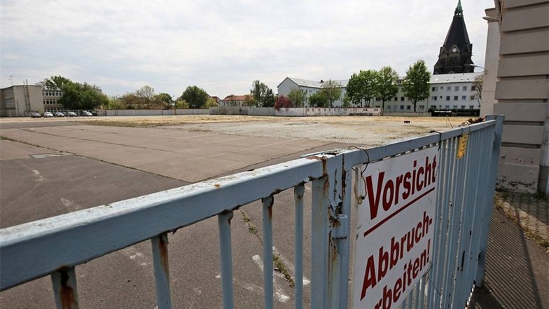 Am ehemaligen Autohaus Widmann gibt es mehr als einen Hektar Freifläche.