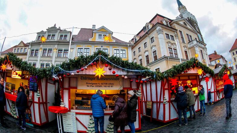 Ein Bild vom Löbauer Weihnachtsmarkt 2019. Wird es dieses Jahr wieder einmal so aussehen auf dem Altmarkt?