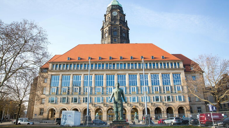 Auch in das Dresdner Rathaus werden ab diesem Jahr erneut Millionen investiert.