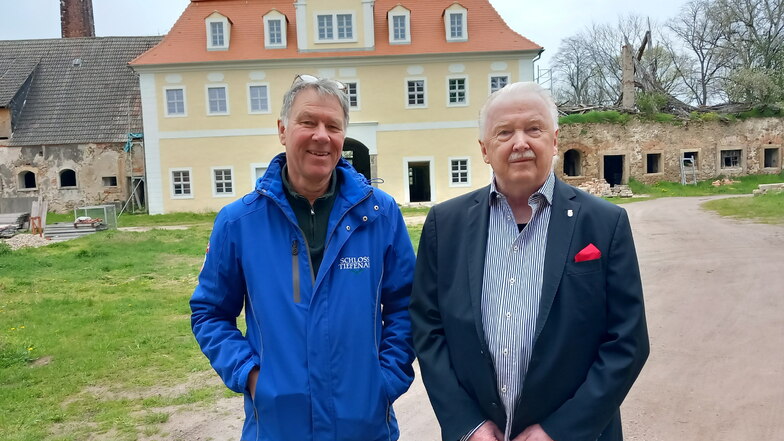 Henry de Jong (links) und Joachim H. Graf von Brühl haben sich Ende April auf dem Rittergut in Tiefenau getroffen.
