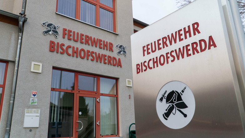 Die Feuerwehr in Bischofswerda hat seit Oktober einen neuen Chef - nun auch offiziell vom Stadtrat bestätigt.