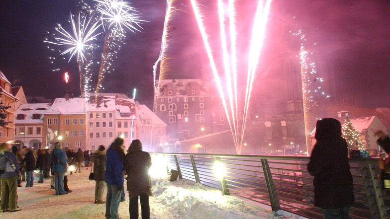 Als Ausweichoption kann man immer noch mit den Zgorzelecern auf der Altstadtbrücke in das neue Jahr feiern.