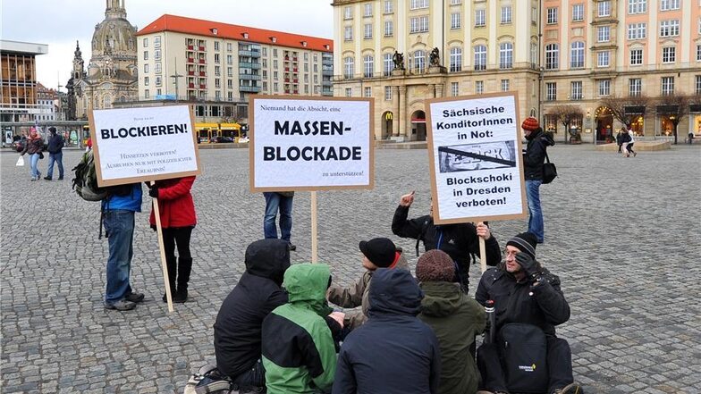 Zur „Kundgebung gegen sächsische Verhältnisse“ hatte das Bündnis „Nazifrei! Dresden stellt sich quer“ aufgerufen.