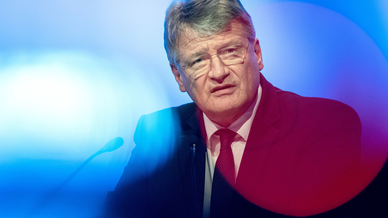 Jörg Meuthen, Spitzenkandidat der AfD für die Europawahl, spricht beim Auftakt zum Europawahlkampf.