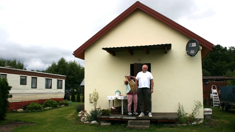 Das polnische Rentnerpaar Hanna und Tomasz Trybusiewicz hat sich vor ein paar Jahren ein Haus für den Lebensabend gebaut, jetzt steht es nur ein paar Kilometer vom geplanten Atomkraftwerk entfernt.