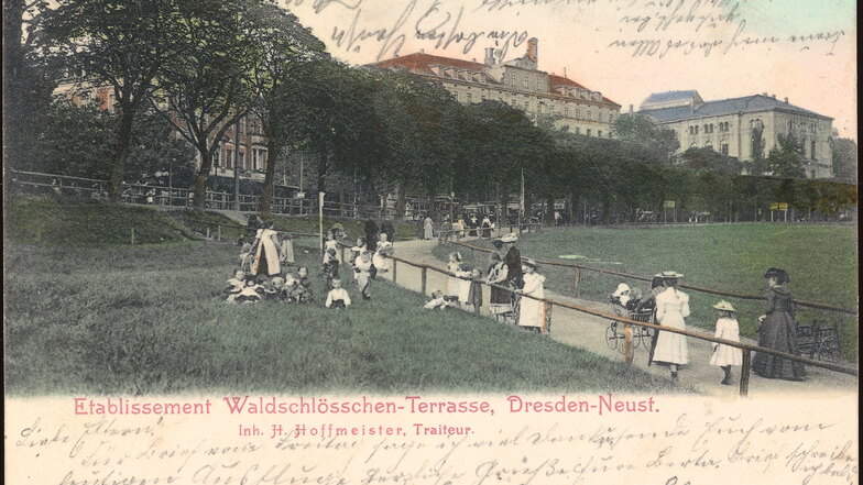 Ein beliebtes Ausflugsziel - damals wie heute: Das Dresdner Waldschlößchen mit Brauerei und Restaurant auf einer Postkarte um 1900.