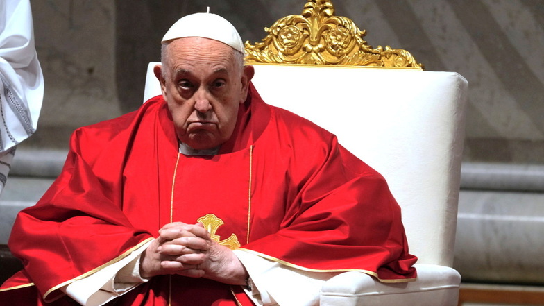 Papst verzichtet erneut auf Teilnahme an Kreuzweg im Kolosseum