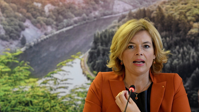 Bundeslandwirtschaftsministerin Julia Klöckner (CDU) musste beim Agrar-Kompromiss Zugeständnisse machen. Die Ost-Minister verhinderten, dass Subventionen für Großbetriebe gekappt werden.