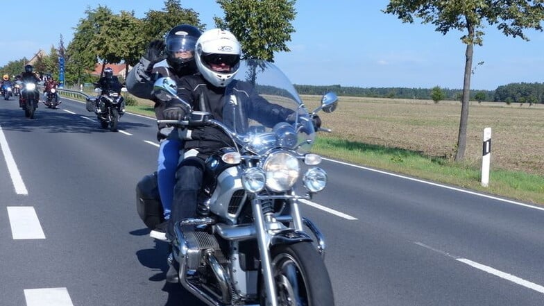 Auch im letzten Jahr gab es eine Ausfahrt mit insgesamt 184 Motorrädern, Trikes und Gespannen.