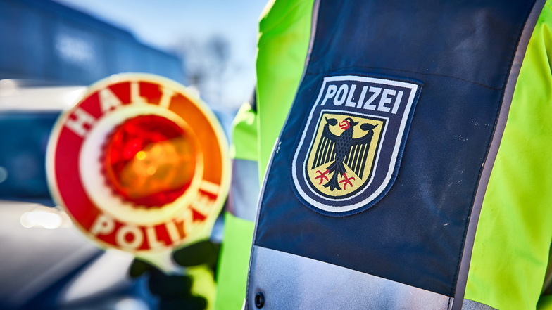Beamte der Bundespolizei kontrollierten in Breitenau einen 40-Jährigen. Nach Überprüfung der Personalien endete die Fahrt für den Mann.