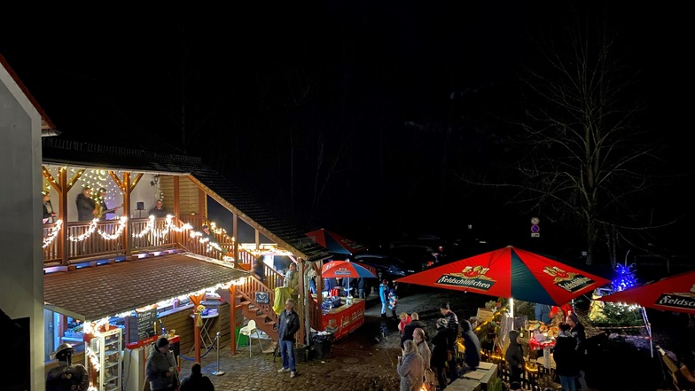 Was der erste Weihnachtsmarkt an der Marienmühle in Seifersdorf bietet