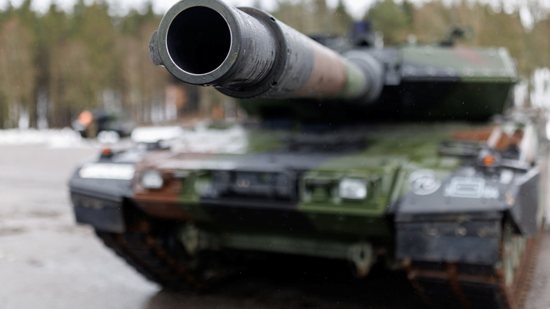 Umstritten: Der deutsche Kampfpanzer "Leopard 2"