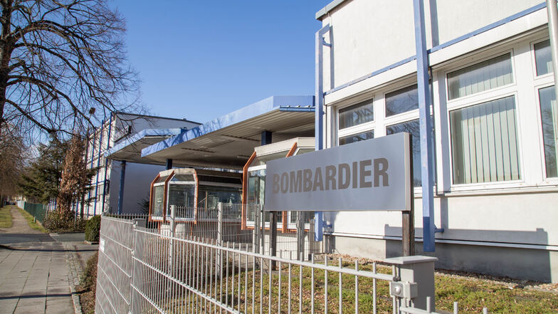Die Bombardier-Mitarbeiter bemühen sich um Gelassenheit. Seit Montagabend wissen sie, dass ihre Unternehmenssparte an den französischen Konkurrenten Alstom verkauft werden soll.