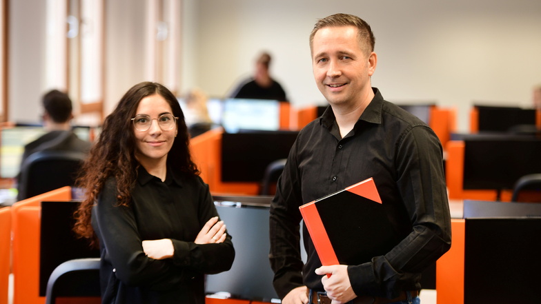 Telforyou-Standortleiter Stefan Hilbig und Personalchefin Nora Kiank in den neuen Räumen auf der Neustadt in Zittau.