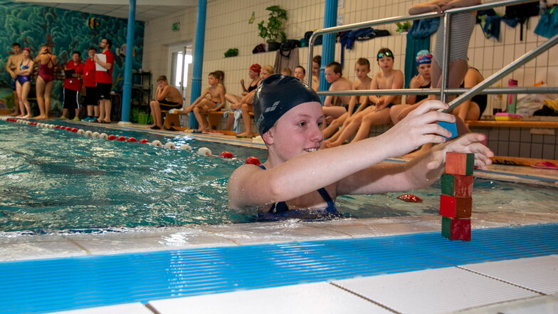 Schwimmwettkampf mit Spaßfaktor in Roßwein