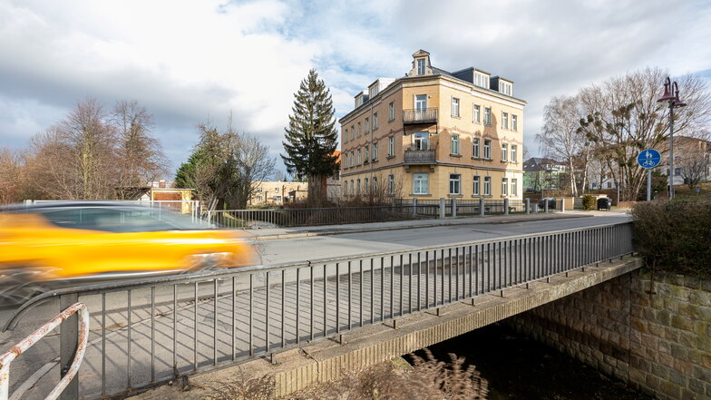 Pirna: Warum diese Brücke noch immer in der Luft hängt