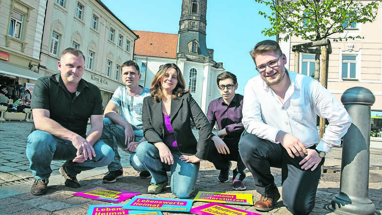 Von links: Thomas Neumann, Frank Kießling, Tina Kreische, Berthold Pursche und Christoph Grießbach (Hanka Hempelt ist gerade im Babyurlaub) treten für die FDP zur Großenhainer Stadtratswahl an.