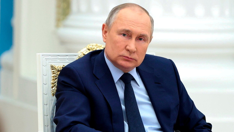 Ist dieser Mann körperlich krank? Russlands Präsident Putin soll unbestätigten Berichten zufolge an Krebs leiden.