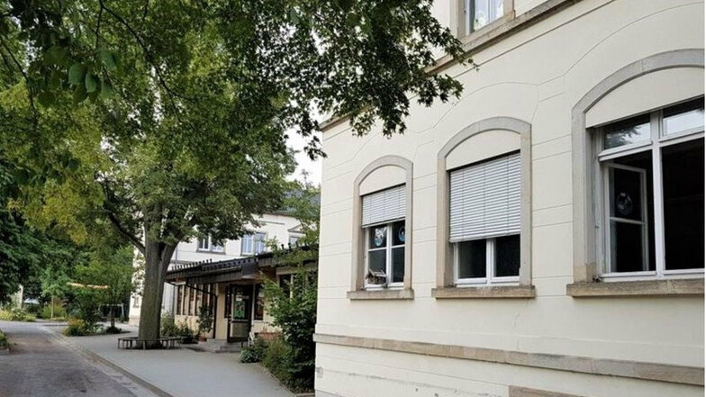 Grundschule Neundorf: 470.000 Euro für den vorbeugenden Brandschutz.
