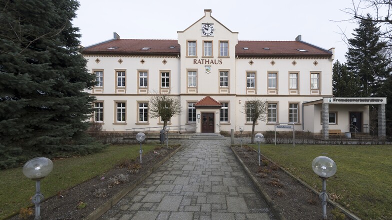 Im Rathaus von Neukirch sind bereits mehrere Anträge eingegangen, mit denen Firmen infolge der Corona-Krise um Stundung der Gewerbesteuer bitten.