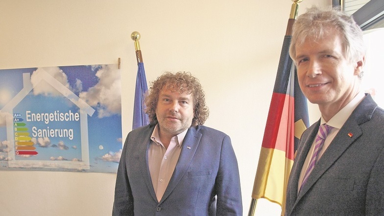 Torsten Pötzsch und Torsten Safarik (re.) weihten im Mai die Behörde ein.